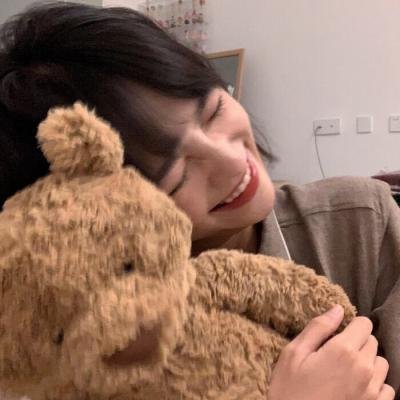 埃莱扎·施莱辛格：战妆
